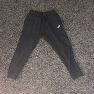 Nike Medium Heather Gray Sweatpants